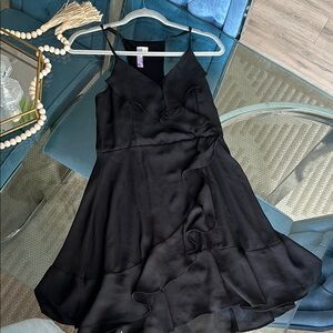 Black Sleeveless V-Neck Mini Sundress